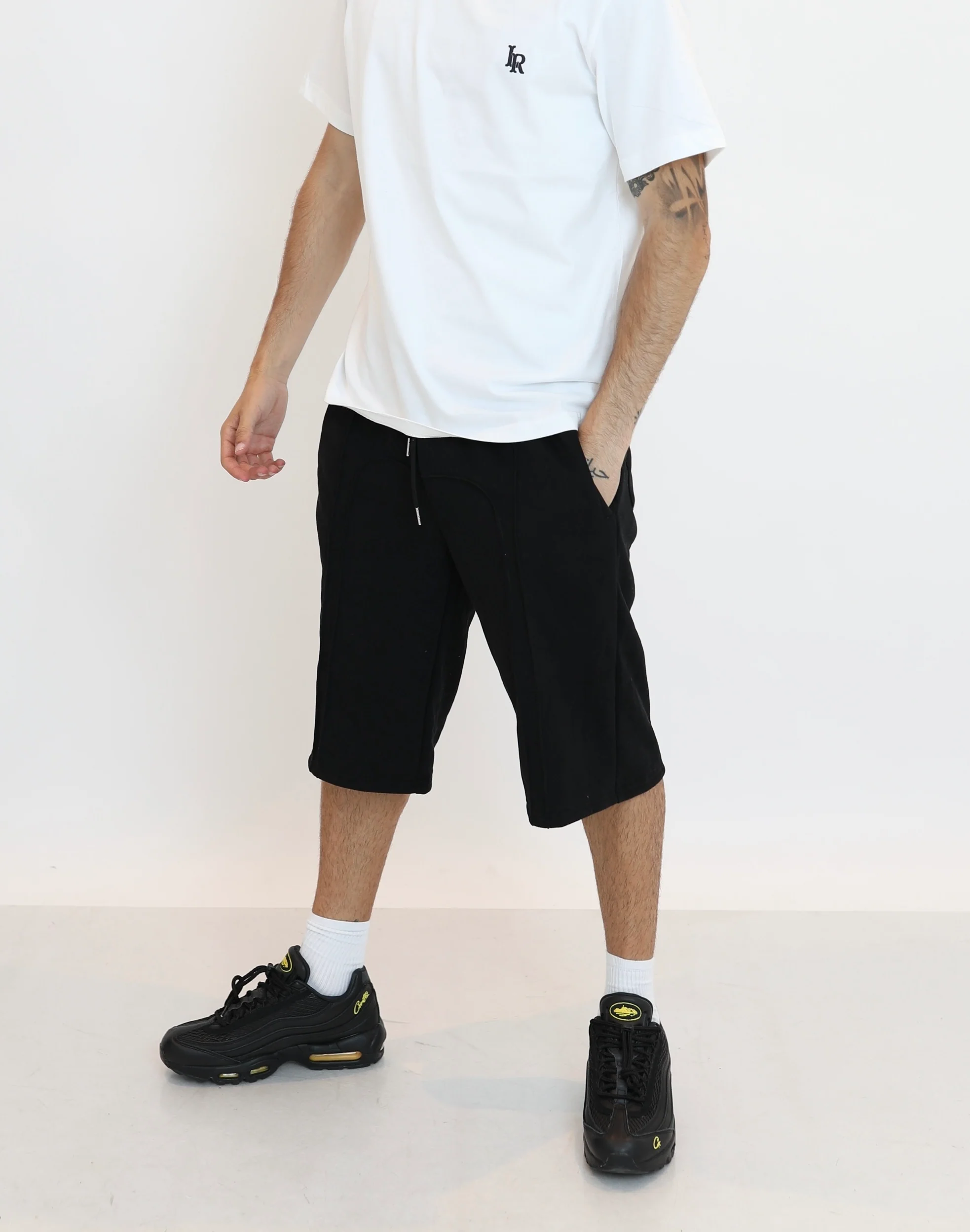 LUNARA® SHORTS - Image 10