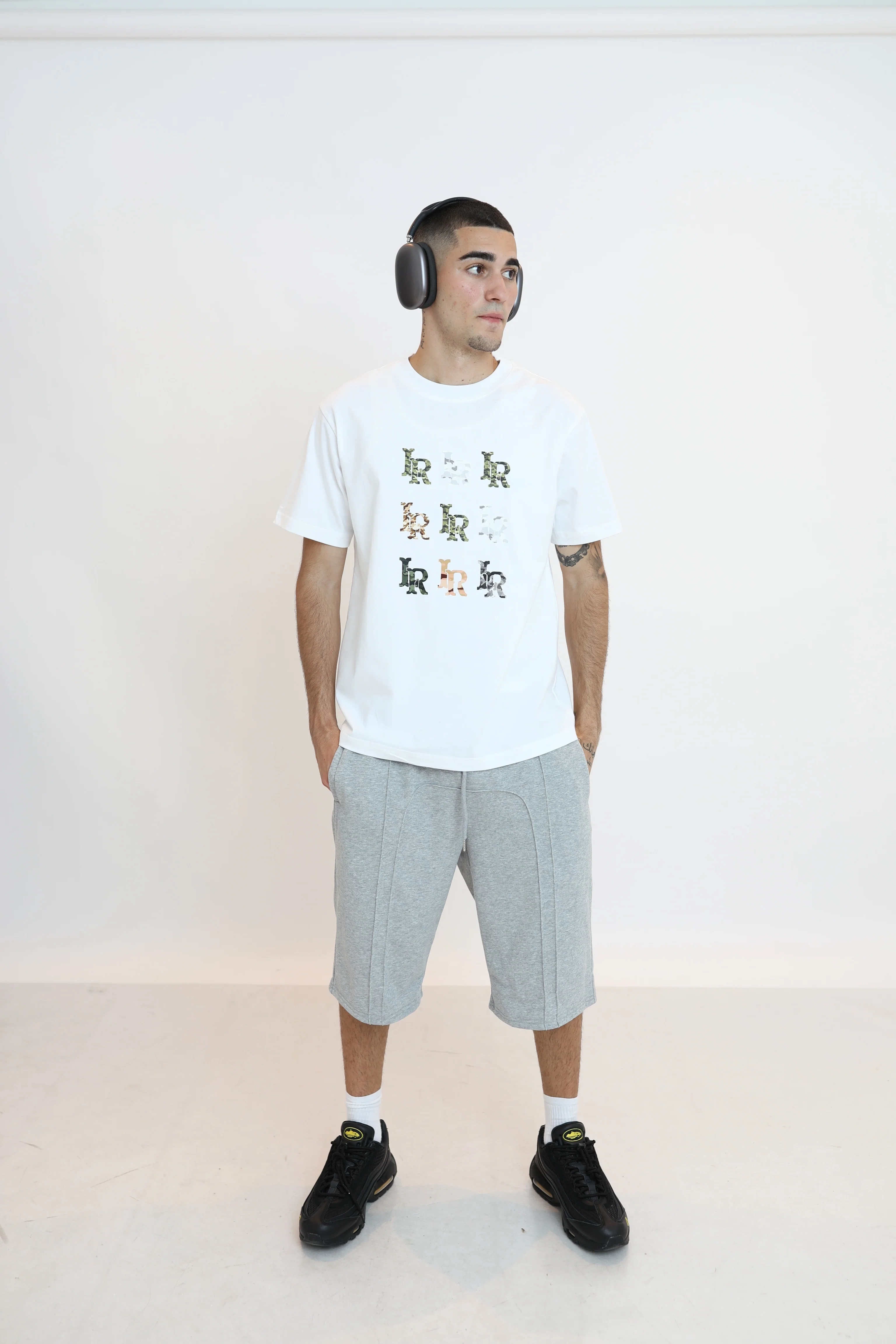 LUNARA® SHORTS - Image 7